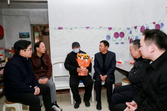 【协会动态】寒冬送温暖 关怀暖人心|省保安协会领导来我市慰问生活困难保安员 【协会动态】寒冬送温暖 关怀暖人心|省保安协会领导来我市慰问生活困难保安员